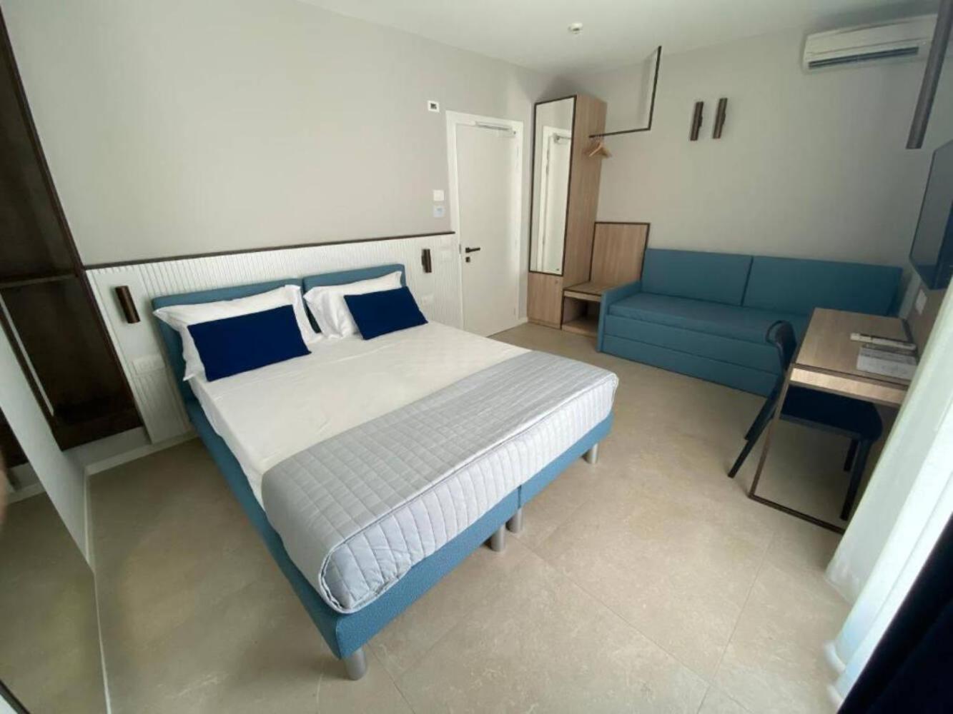 Petit Hotel Caorle Zewnętrze zdjęcie